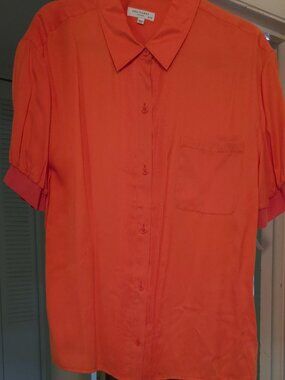 Equipment Femme Silk Button Down Short Sleeve Blouse